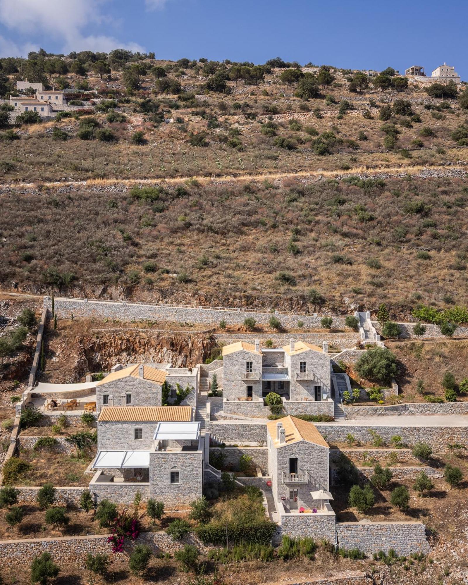 Trapela Limeni Luxury Suites Exterior foto